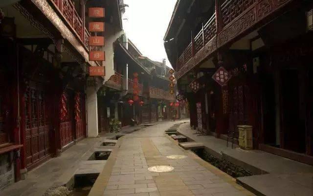 逃离危险禁地